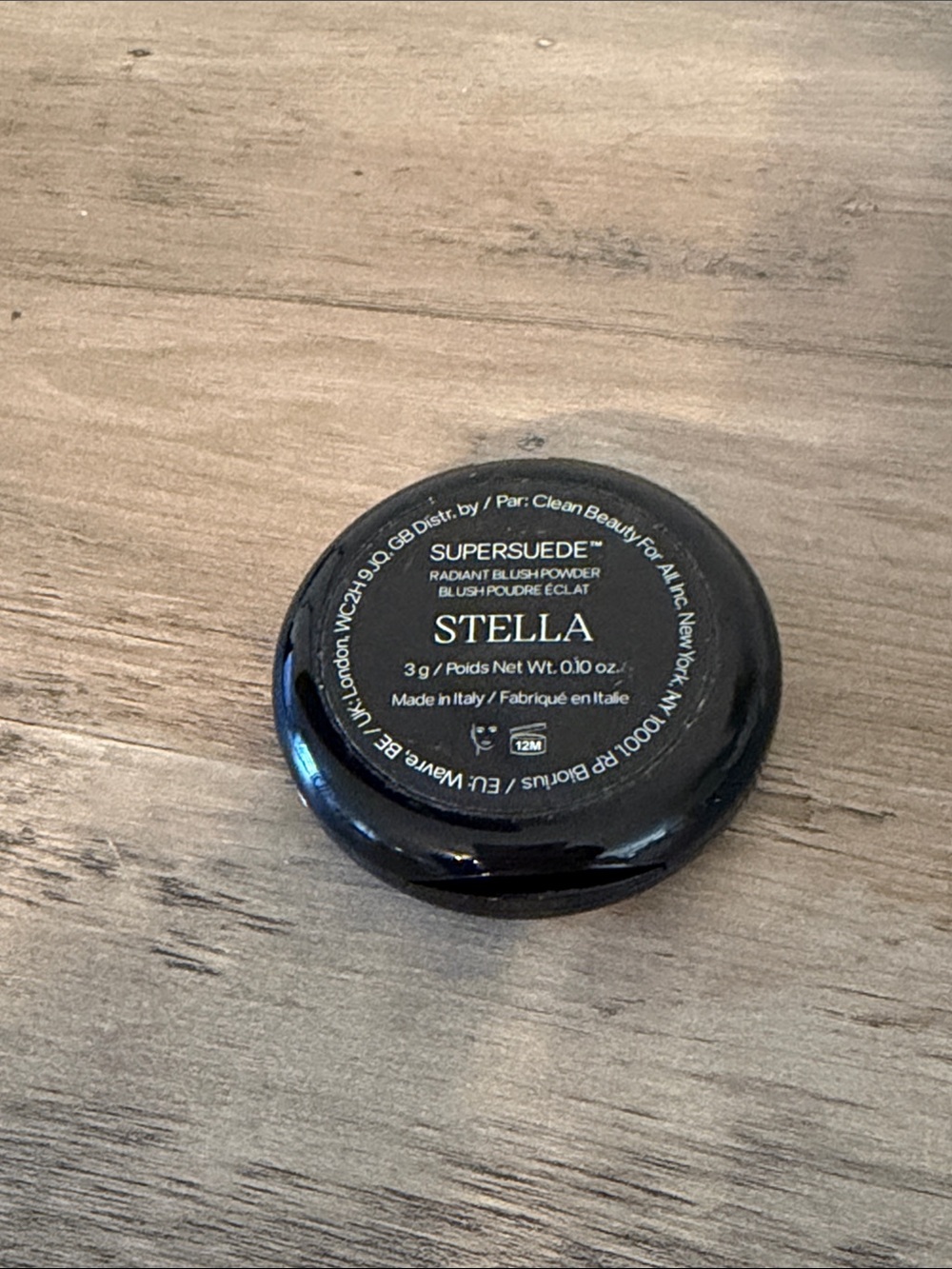 SAIE -SuperSuede™ Radiant Talc-Free Baked Powder Blush - Picture 2 of 3